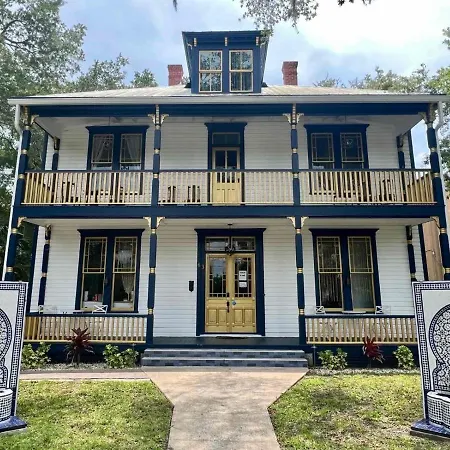 1001 Nights Historic Bed And Breakfast Adults Only-3